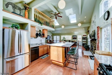If you've been yearning for the tranquility of a lake home - photo 8