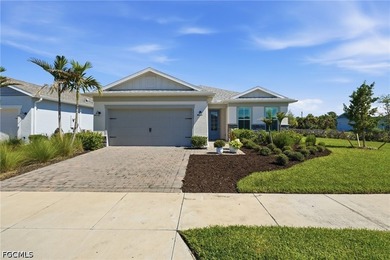 Meticulously maintained and showing like a model, this - photo 1