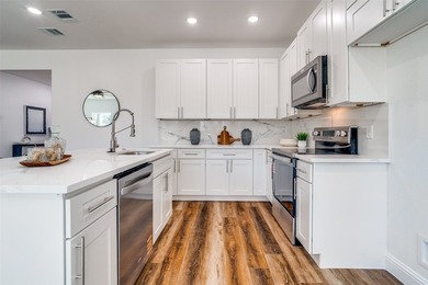 Welcome to this stunning new build just minutes from the Brazos - photo 11
