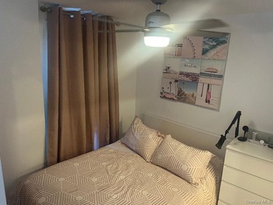 Beautiful Large, L Shaped Studio co-op, with sleeping alcove - photo 13