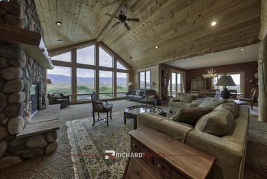 This one-of-a-kind property offers incredible privacy and views - photo 5