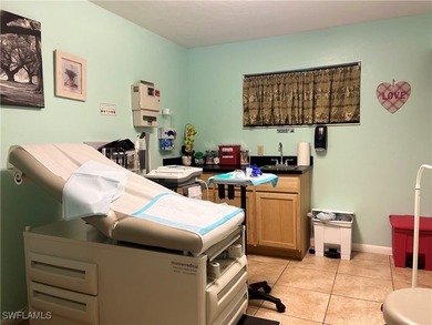 This listing is a 7,231 sq. ft. Medical office building also - photo 27