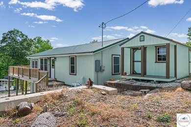Back on the market to no fault of the seller or home! Don't miss - photo 31
