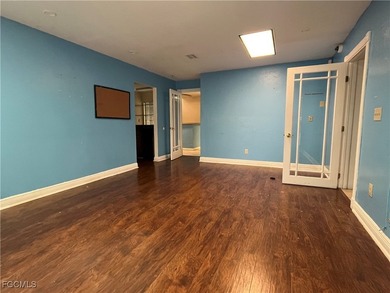 This listing is a 7,231 sq. ft. Medical office building also - photo 33