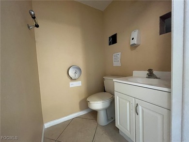 This listing is a 7,231 sq. ft. Medical office building also - photo 37