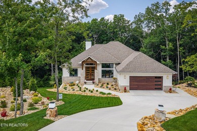 Lake Dartmoor Home For Sale in Crossville Tennessee