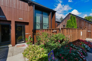 Lake Condo For Sale in Westerville, Ohio