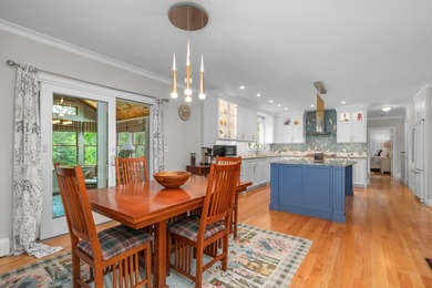 Discover the perfect blend of coastal charm and comfort in this - photo 12