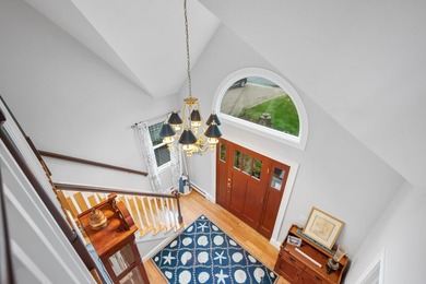 Discover the perfect blend of coastal charm and comfort in this - photo 23
