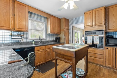 $395K + $10,000 Closing Cost/Outside Paint Allowance INCLUDES - photo 33