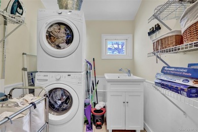Welcome to this charming and beautifully maintained Colonial - photo 40