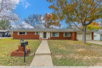 Lake Waco Home For Sale in Woodway Texas