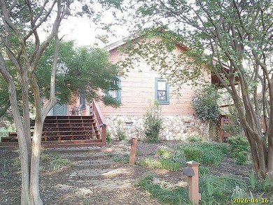 Beautiful country log home on 14 acres treated like a park. Many - photo 4