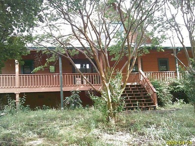 Beautiful country log home on 14 acres treated like a park. Many - photo 6