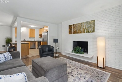 Hard-to-find single-level condo living in one of Lake Oswego's - photo 5