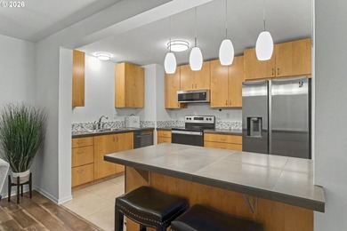 Hard-to-find single-level condo living in one of Lake Oswego's - photo 8