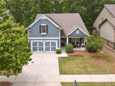 Looper Lake Home For Sale in Flowery Branch Georgia