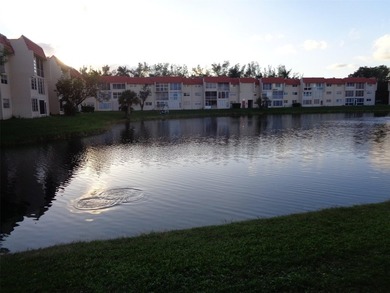 55+. No rentals. Deep price reduction for a speedy sale. Great - photo 6