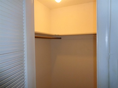 55+. No rentals. Deep price reduction for a speedy sale. Great - photo 9