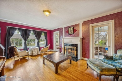 Tired of touring homes with the same cookie-cutter aesthetic? - photo 9