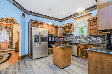 24 Ross Lane - Eltingville, Staten Island Step back in time and - photo 20