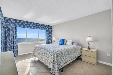 Oceanfront two-bedroom, two-bathroom condo with direct Atlantic - photo 22