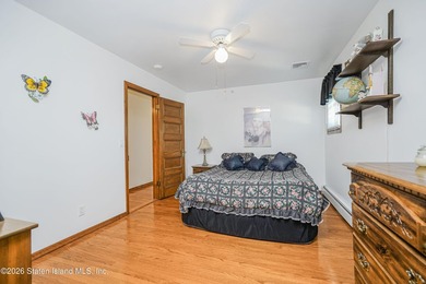 24 Ross Lane - Eltingville, Staten Island Step back in time and - photo 28