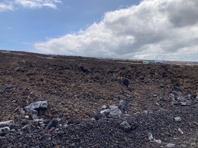 Hawaiian Ocean View Ranchos - Rocky lava lot, fairly flat, with - photo 4
