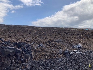 Hawaiian Ocean View Ranchos - Rocky lava lot, fairly flat, with - photo 8