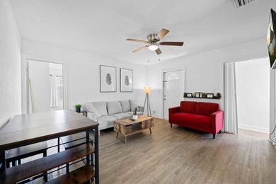 2025 ROOF, 2023 A/C and 2022 water heater! Beautifully updated 3 - photo 4
