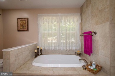 Welcome to your private Lake Anna retreat! Situated on 3.28 - photo 31