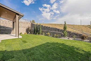Welcome to this exquisite custom-built home nestled in the heart - photo 42