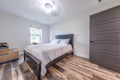 Spacious Barndominium-style home with dock possible! - photo 16