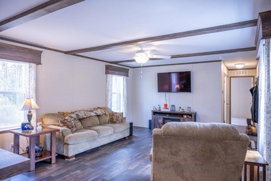 Enjoy this beautiful, wooded retreat and escape from the city - photo 17