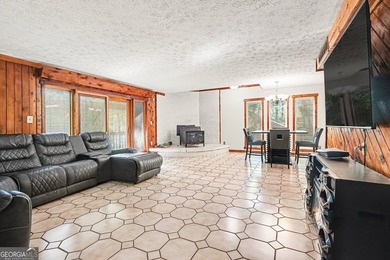 A private lake retreat priced below appraised value. Discover - photo 8
