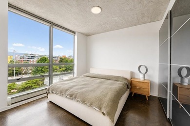One-of-a-kind sub-penthouse at The Left Bank-a premier concrete - photo 19