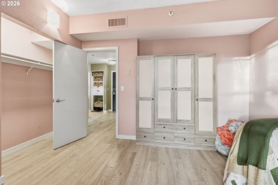 Charming upper-floor condo in one of Portland's most desirable