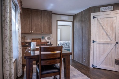 Enjoy this beautiful, wooded retreat and escape from the city - photo 24