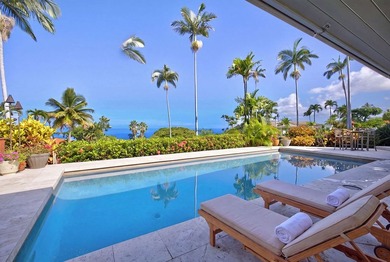 Commanding an exceptional position above historic Keauhou Bay - photo 3