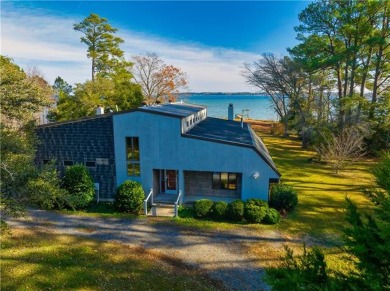 Chesapeake Bay - Piankatank River Home For Sale in Hallieford Virginia