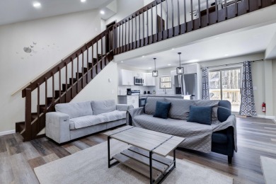 Lake Home For Sale in Tobyhanna, Pennsylvania