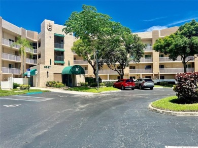Lake Condo For Sale in Tamarac, Florida