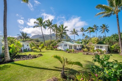 Five standalone beach cottages on three legal parcels, totaling - photo 4