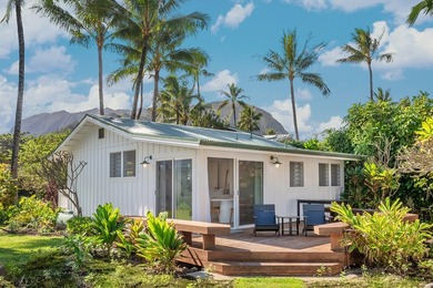 Five standalone beach cottages on three legal parcels, totaling - photo 10