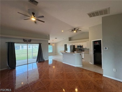 Back on the Market! Don't miss this fantastic opportunity to own - photo 3