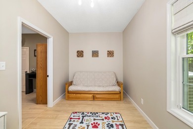Rare opportunity to own a beautifully updated 3 BR / 2 BA, 2,625 - photo 41