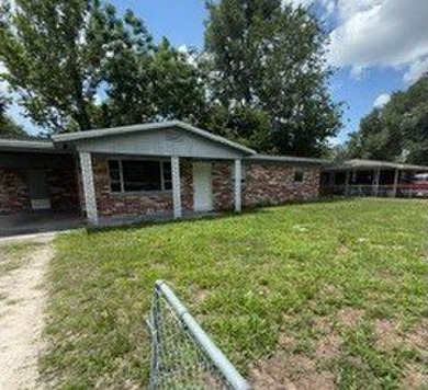 Alligator Lake - Columbia County Home For Sale in Lake City Florida