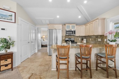 Exceptional Value & Attractive Opportunity! Fully furnished and - photo 2