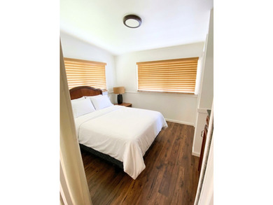 Versatile 7-Bed, 4-Bath Home in HPP with the disclosure. This - photo 8