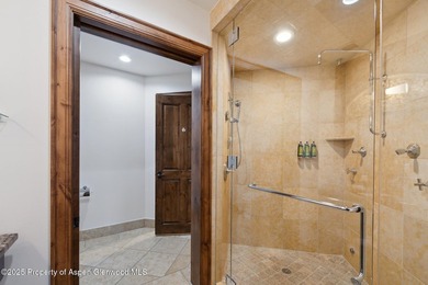 2024 renovations completed (including new decor, furniture - photo 16
